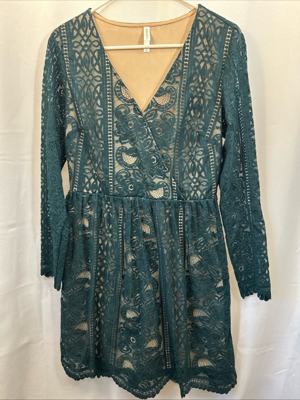 Xhilaration Green Lace V-Neck Long Sleeve Dress